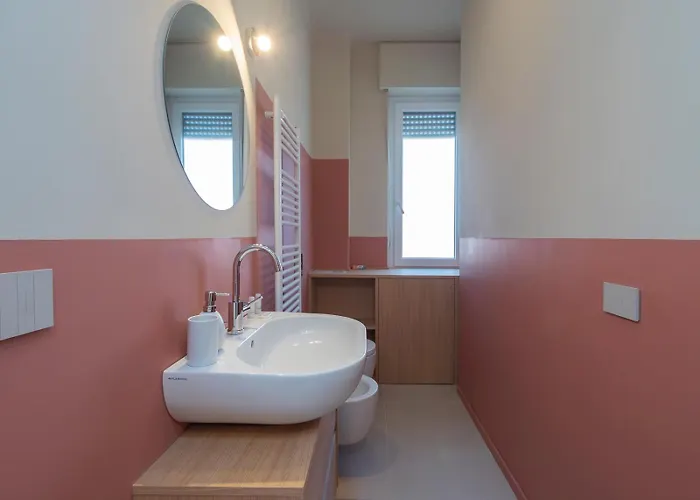 Ihost - Stendhal 49 * Milano